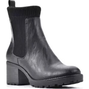 Benji Pull on Bootie by White Mountain